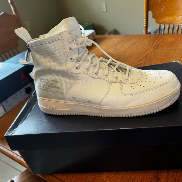 Nike Other - SF AFI MID